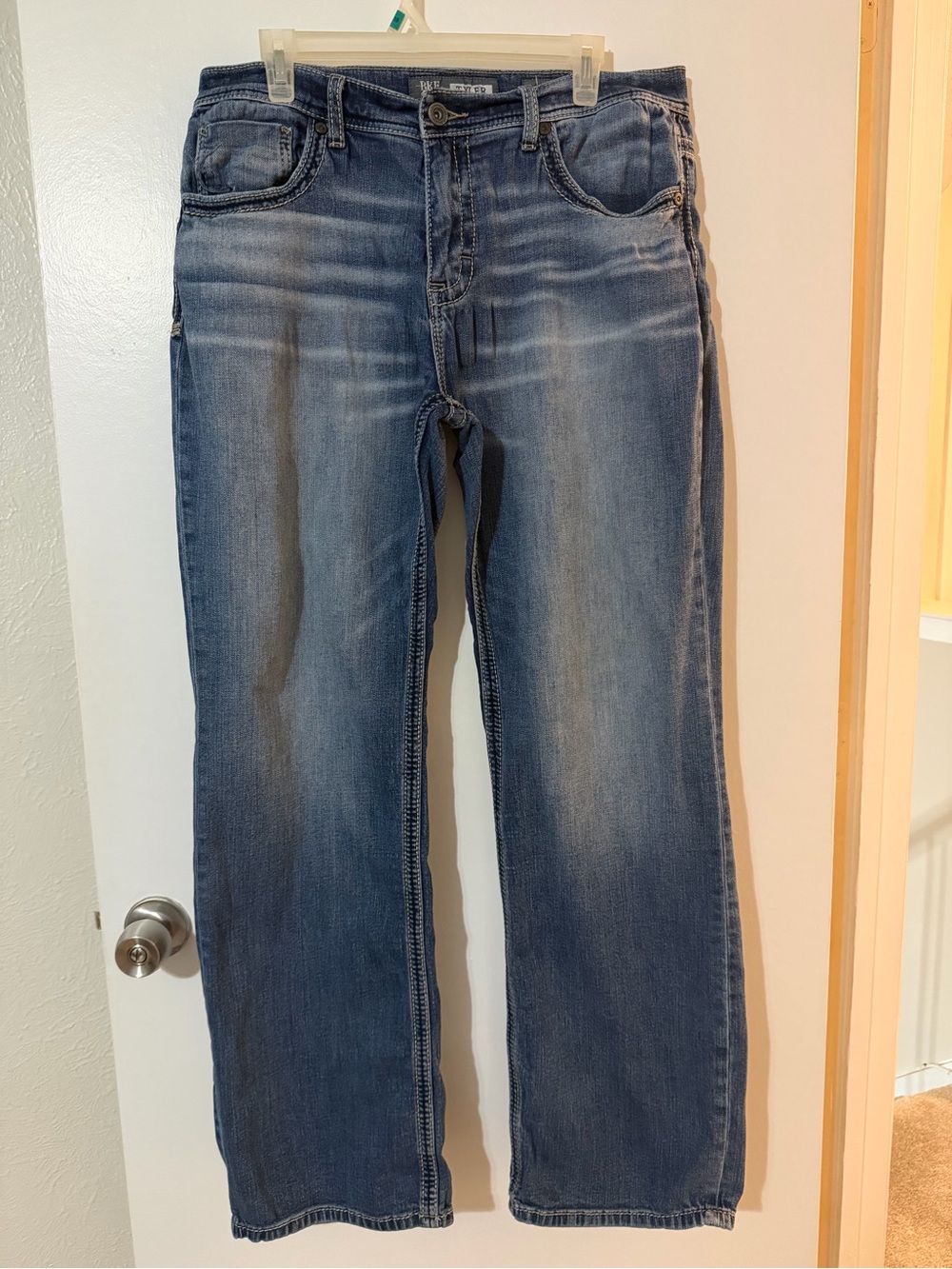 BKE Tyler Men's Bootcut Jeans in Faded Blue